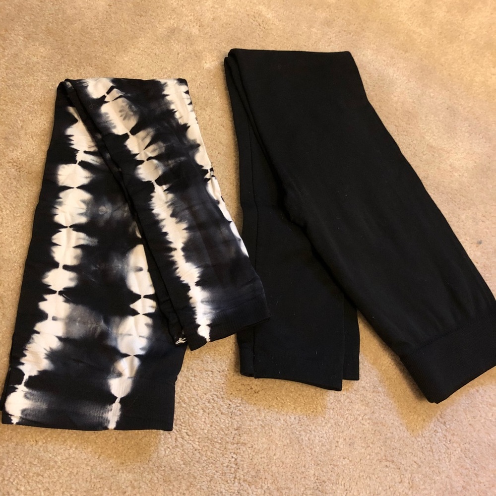 2 pair leggings!